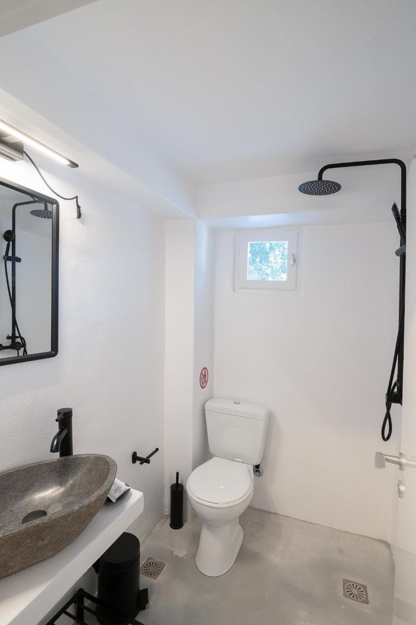 Pouletis Family Apartments - Akroyali Seaview Getaways Каламата Екстериор снимка